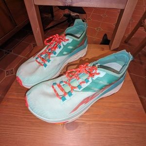 Altra Women's Mont Blanc Size 10